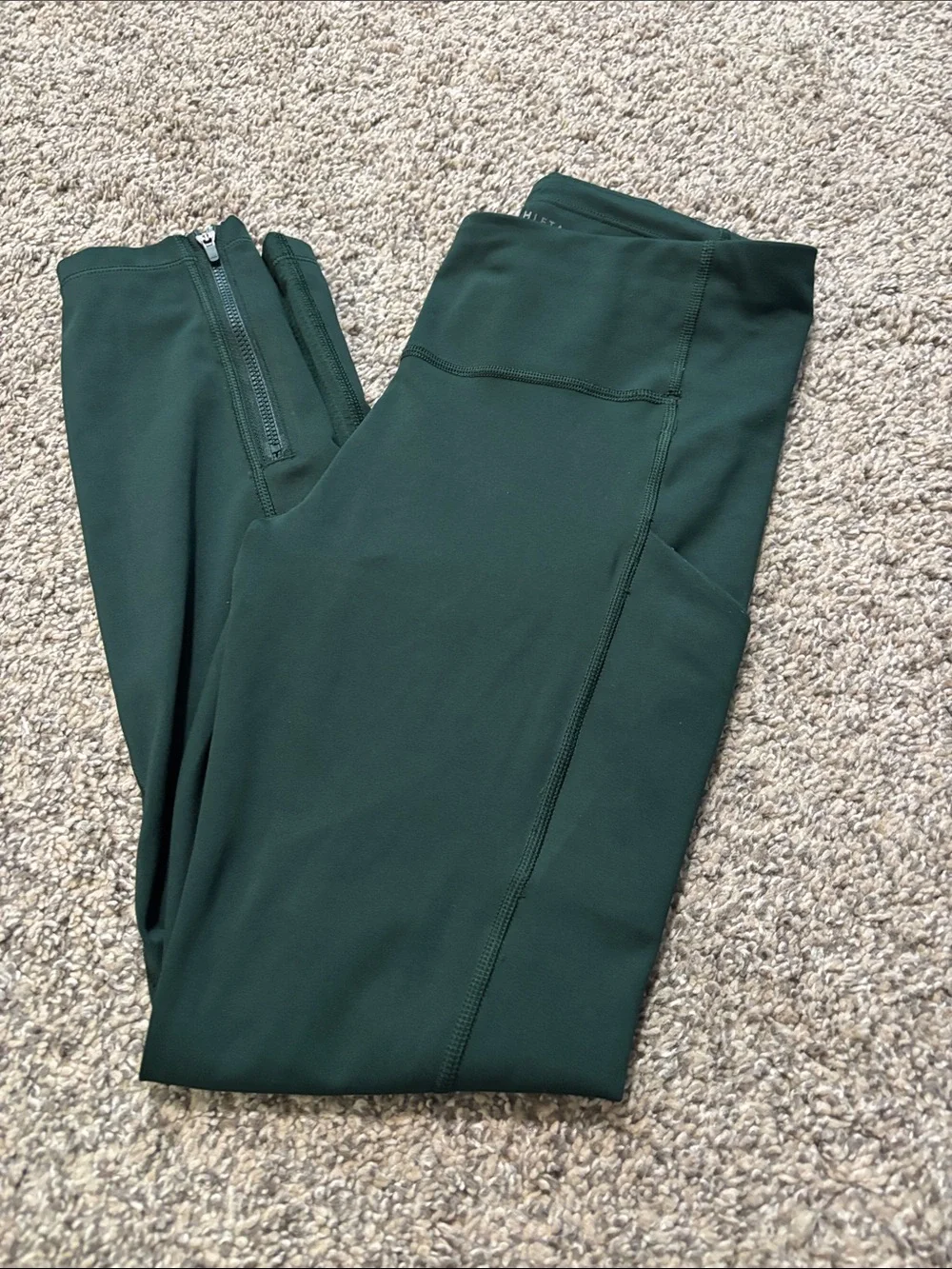 Athleta Ultimate Run 7/8 Leggings size small